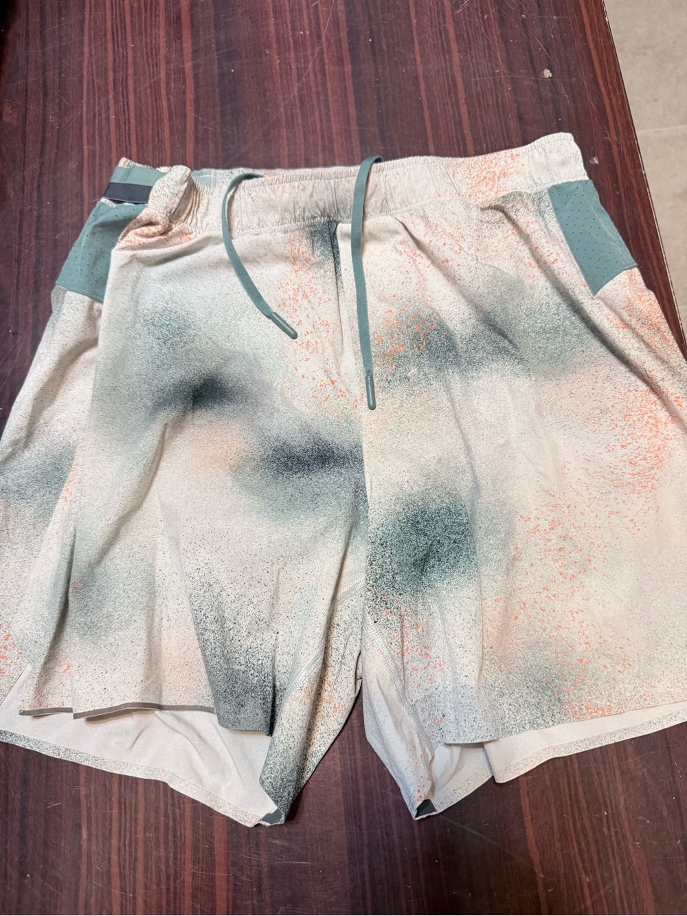 lululemon athletica Beige Shorts with Green and Coral Speckle